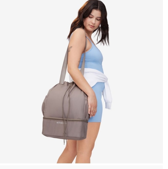 Beyond Yoga Convertible Tote Backpack Gym Bag in Birch - Picture 5 of 8